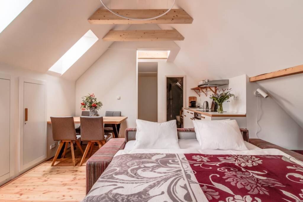 Ski, Hike & Bike Apartman Rokytnice Nad Jizerou Exterior foto