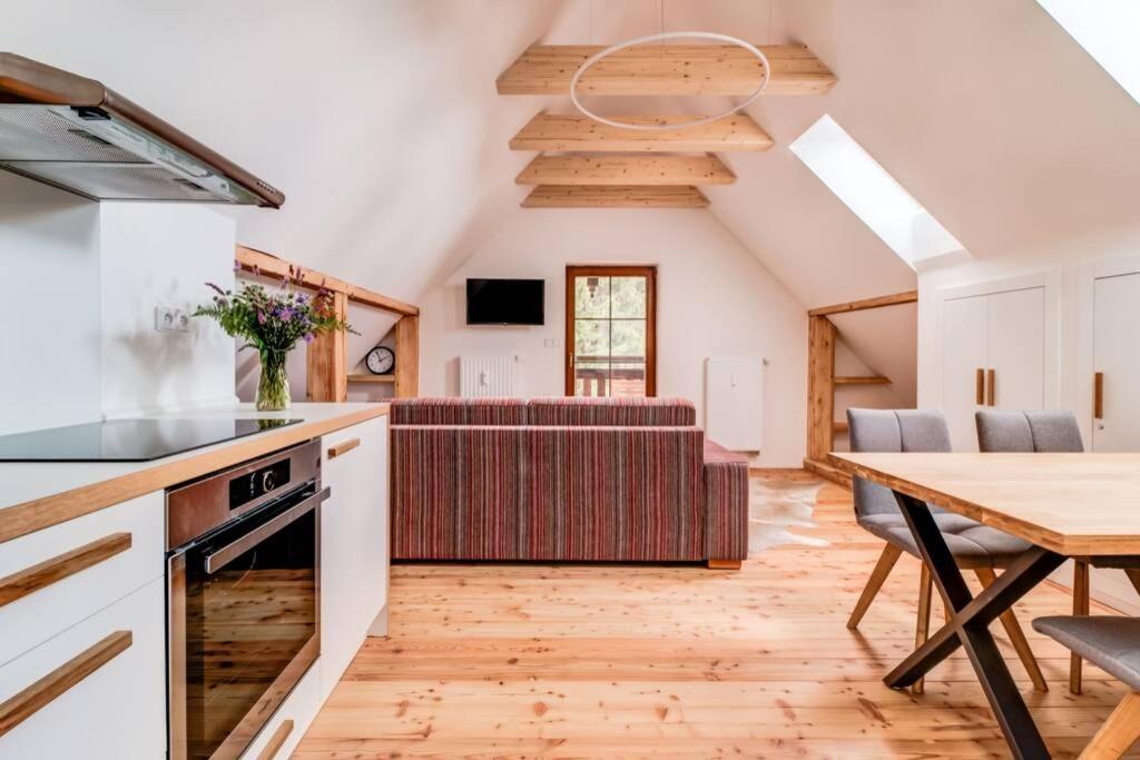 Ski, Hike & Bike Apartman Rokytnice Nad Jizerou Exterior foto